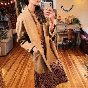 True vintage tan Jones New York 💯% wool car coat